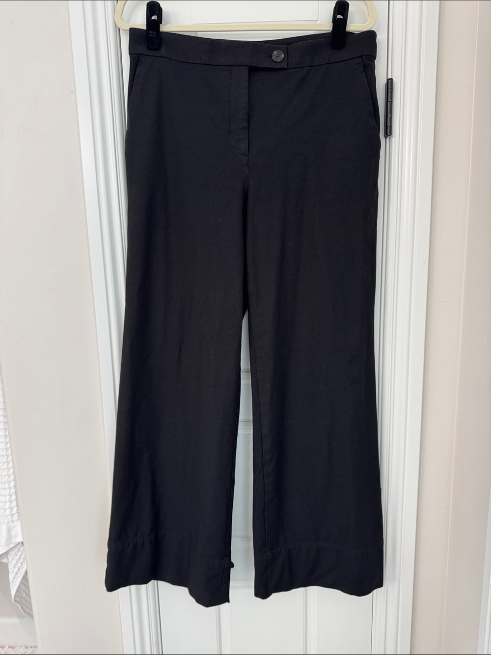 Ann Taylor Black Wide-Leg Trousers with Clean Front